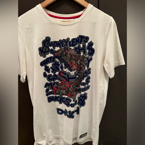 D - Rich Clothing - Picture 8 of 13